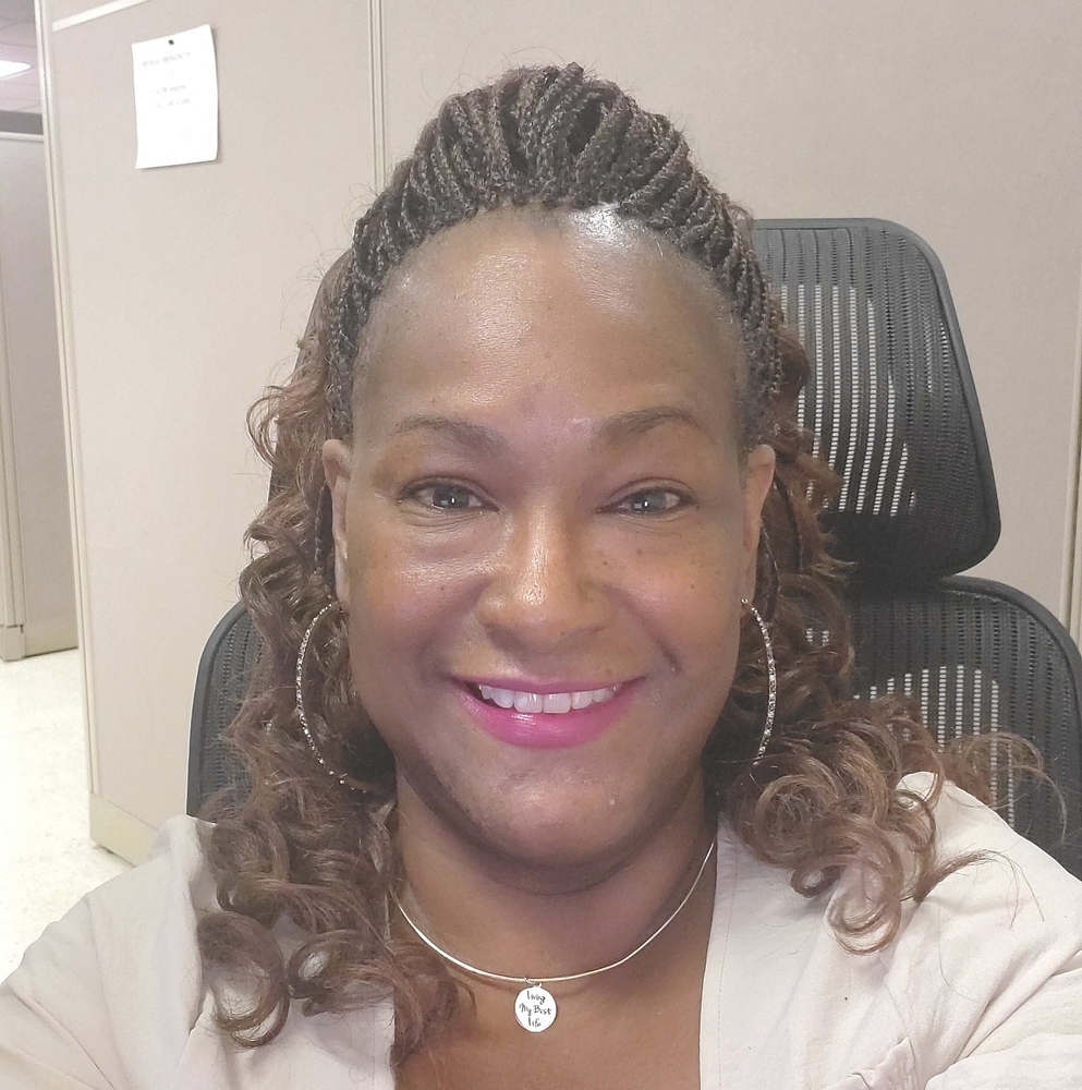 Meet your Posher, Clarensa